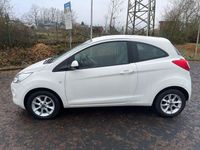 Gebraucht Ford Ka Titanium 70 PS (51 kW) 2015 Weiß Kleinwagen