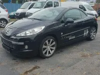 Gebraucht Peugeot 207 CC 120 PS (88 kW) 2013 Schwarz Cabrio