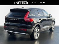 Neu Volvo XC40 Core 163 PS (119 kW) 2025 Metallic (schwarz SUV