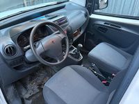 Gebraucht Peugeot Bipper 68 PS (50 kW) 2009 Weiß Van / Kleinbus