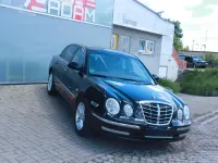 Gebraucht Kia Opirus EX 203 PS (149 kW) 2003 Schwarz Limousine