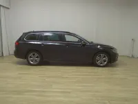 Gebraucht VW Passat Business 150 PS (110 kW) 2023 Schwarz Kombi