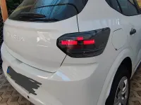 Neu Dacia Sandero Essentiel 67 PS (49 kW) 2026 Weiß Limousine