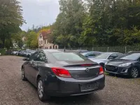 Używany Opel Insignia Edition 131 KM (96 kW) 2011 Złoty Sedan/Limuzyna