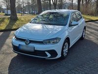 Gebraucht VW Polo 80 PS (58 kW) 2023 Weiß Kleinwagen