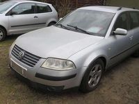 Gebraucht VW Passat Comfortline 110 PS (80 kW) 2003 Silber Kombi