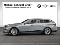 Gebraucht BMW i5 M Sport 250 kW (340 PS) 2025 M brooklyn grau Kombi