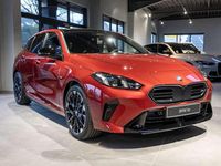 Neu BMW 135 300 PS (220 kW) 2026 Dragon fire red Kleinwagen