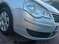 Gebraucht VW Polo 69 PS (50 kW) 2005 Silber Kleinwagen