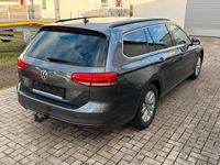 Gebraucht VW Passat Comfortline 190 PS (139 kW) 2016 Grau Kombi