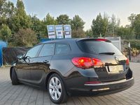 Gebraucht Opel Astra 140 PS (102 kW) 2013 Schwarz Kombi