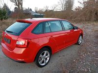 Gebraucht Skoda Rapid 90 PS (66 kW) 2016 Rot Kombi