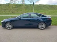 Gebraucht Mazda 3 Sky 150 PS (110 kW) 2022 Blau Limousine