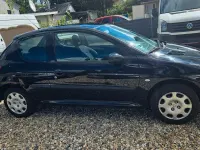 Gebraucht Peugeot 206 75 PS (55 kW) 2009 Schwarz Limousine