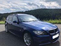 gebraucht BMW 330 i Touring M-Paket LeMans Blau Vollausstattung