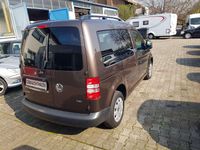 Gebraucht VW Caddy Trendline 86 PS (63 kW) 2013 Toffeebraun metallic Van / Kleinbus
