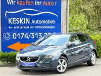 Usata Volvo V40 Kinetic 120 CV (88 kW) 2016 Blu Berlina