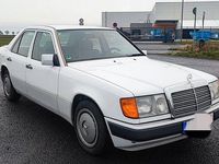 Gebraucht Mercedes 200 105 PS (77 kW) 1989 Weiß Limousine