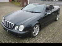 Gebraucht Mercedes CLK230 AMG 193 PS (141 kW) 2000 Blau Cabrio