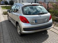 Gebraucht Peugeot 207 74 PS (54 kW) 2009 Andere farben Coupé