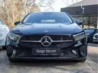 Gebraucht Mercedes A200 Progressive 150 PS (110 kW) 2024 Schwarz kosmosschwarz metallic Limousine