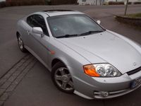 Gebraucht Hyundai Coupé 143 PS (105 kW) 2004 Silber metallic Coupé
