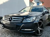 Gebraucht Mercedes C180 Avantgarde 156 PS (114 kW) 2012 Schwarz Kombi