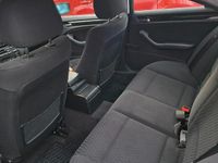 Gebraucht BMW 325 195 PS (143 kW) 2005 Silber Limousine