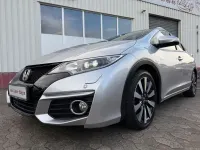 Gebraucht Honda Civic Lifestyle 141 PS (103 kW) 2015 Alabaster silver Kombi