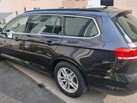 Gebraucht VW Passat 150 PS (110 kW) 2018 Grau Kombi
