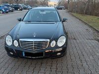 Gebraucht Mercedes E200 Classic 184 PS (135 kW) 2008 Schwarz Kombi