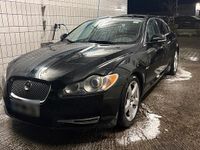 Używany Jaguar XF 211 KM (155 kW) 2010 Czarny Sedan/Limuzyna