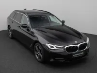 Gebraucht BMW 520 Sport Line 190 PS (139 kW) 2023 Saphirschwarz475schwarz Limousine
