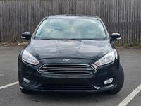 Gebraucht Ford Focus 95 PS (69 kW) 2015 Schwarz Limousine