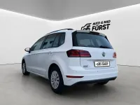 Gebraucht VW Golf VII Trendline 116 PS (85 kW) 2020 Weiß Van / Kleinbus
