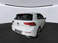 Gebraucht VW Golf VIII R-line 131 PS (96 kW) 2024 Weiß Limousine