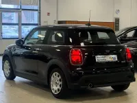 Gebraucht Mini Cooper Essential 136 PS (100 kW) 2023 Schwarz Kleinwagen