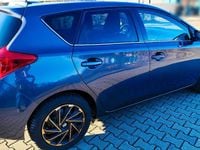Gebraucht Toyota Auris 132 PS (97 kW) 2014 Grau Limousine