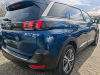 Gebraucht Peugeot 5008 Allure 131 PS (96 kW) 2022 Blau SUV