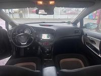 Gebraucht Kia Ceed 136 PS (100 kW) 2016 Braun Kleinwagen