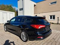 Gebraucht Ford Focus Titanium 150 PS (110 kW) 2019 Schwarz Kombi