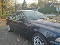 Gebraucht BMW 520 Basis 170 PS (125 kW) 2001 Schwarz Limousine