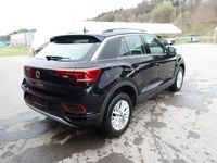 Gebraucht VW T-Roc Life 150 PS (110 kW) 2023 Schwarz SUV