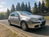 Gebraucht VW Golf IV 105 PS (77 kW) 2005 Silber Limousine