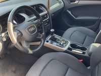 Gebraucht Audi A4 Attraction 136 PS (100 kW) 2014 Grau Kombi