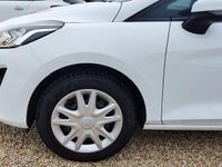 Gebraucht Ford Fiesta Trend 75 PS (55 kW) 2020 Weiß Kleinwagen
