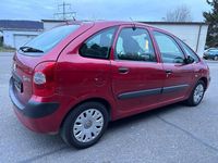 Second-hand Citroën Xsara 109 CP (80 kW) 2005 Roșu Monovolum