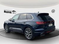 Gebraucht VW Touareg R-line 286 PS (210 kW) 2023 Meloe blue kristalleffekt SUV