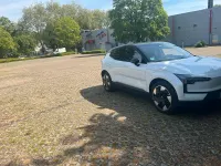Gebraucht Volvo EX30 Plus 308 kW (420 PS) 2024 Weiß SUV