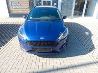 Gebraucht Ford Focus ST-Line 182 PS (133 kW) 2017 Blau Limousine